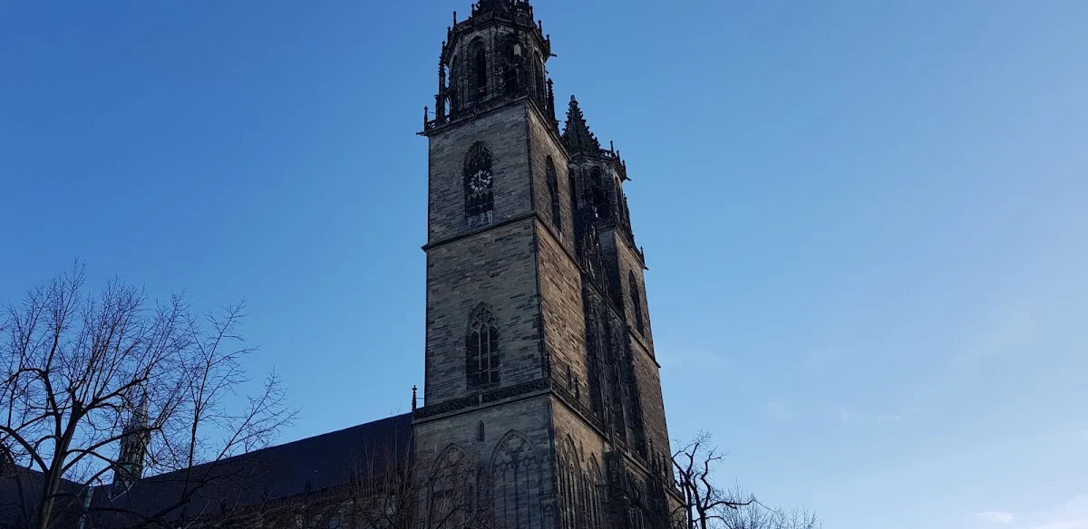 ALPHATRAD GmbH