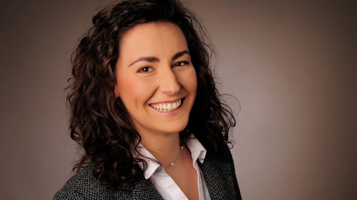 Chiara Razore - TRAZY Übersetzen Dolmetschen